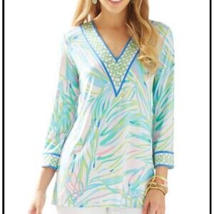 Lilly Pulitzer XS Tunic Top Port Blue Salute V-neck Stretch Beach Casual Resort